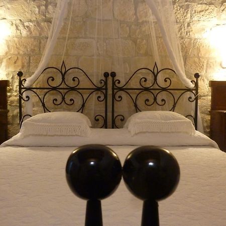 Liola Guest House Модика Екстериор снимка