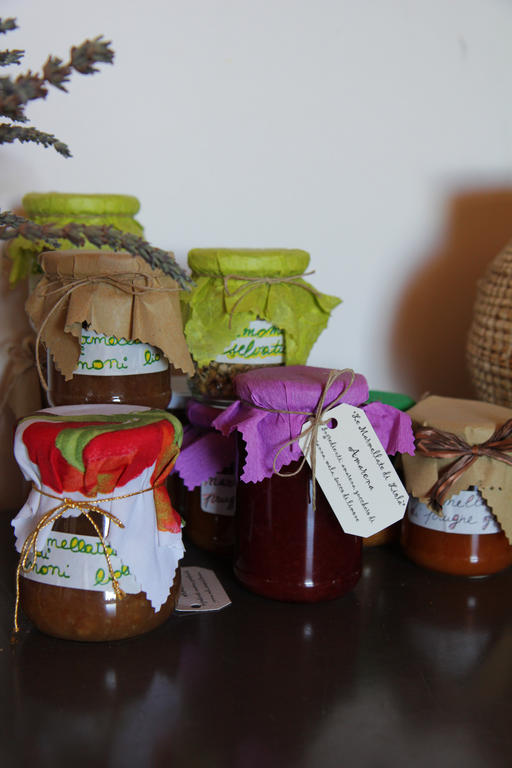 Liola Guest House Модика Екстериор снимка