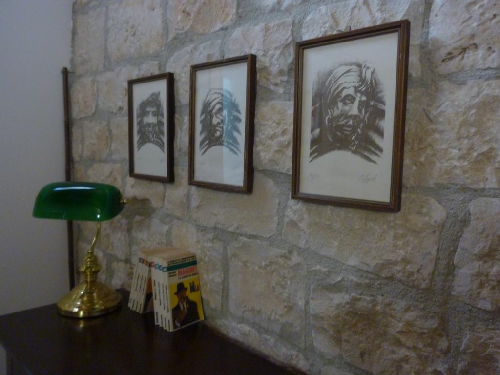 Liola Guest House Модика Екстериор снимка
