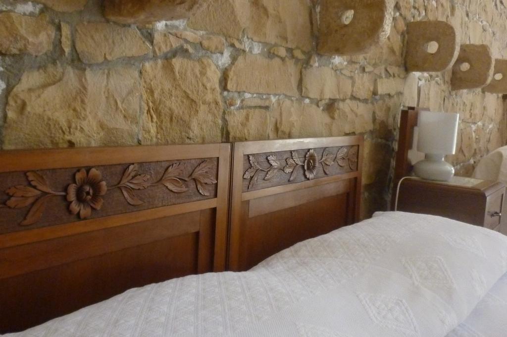 Liola Guest House Модика Екстериор снимка